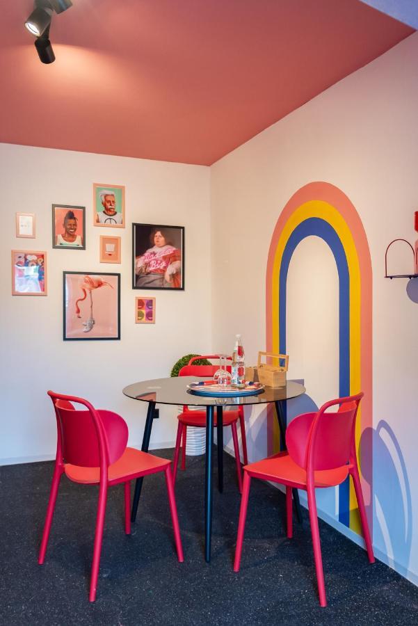 Pop Art - Balkon, Netflix, Nespresso, Zentral, Messe Apartment *