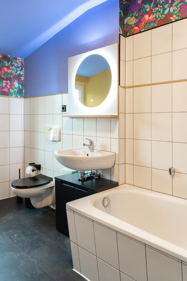 Apartment Pop Art - Balkon, Netflix, Nespresso, Zentral, Messe Chemnitz