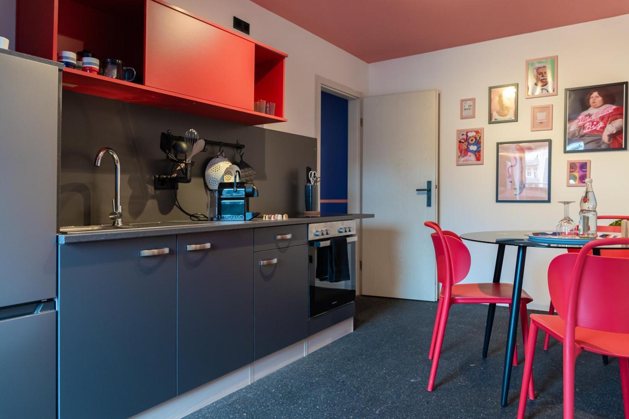 Pop Art - Balkon, Netflix, Nespresso, Zentral, Messe Chemnitz